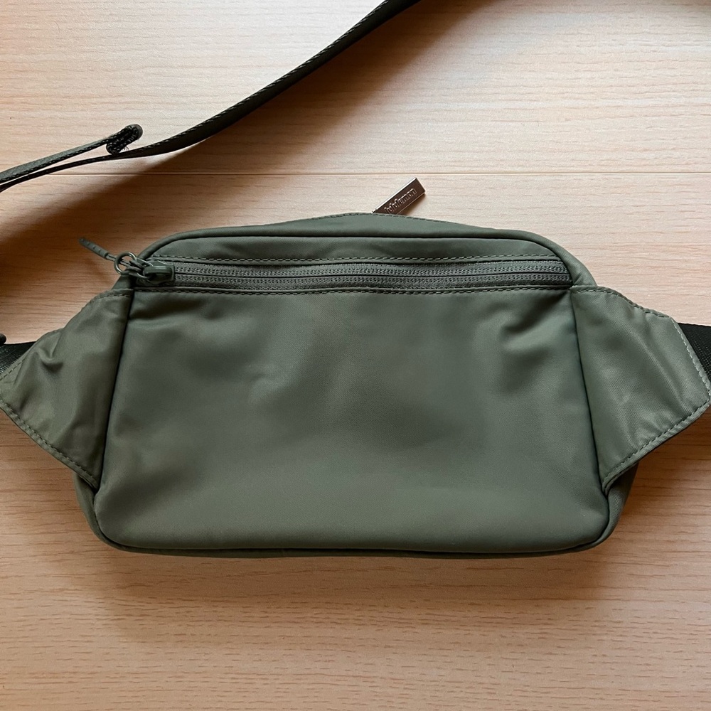 Lululemon 2L Belt Bag Grey Eucalyptus